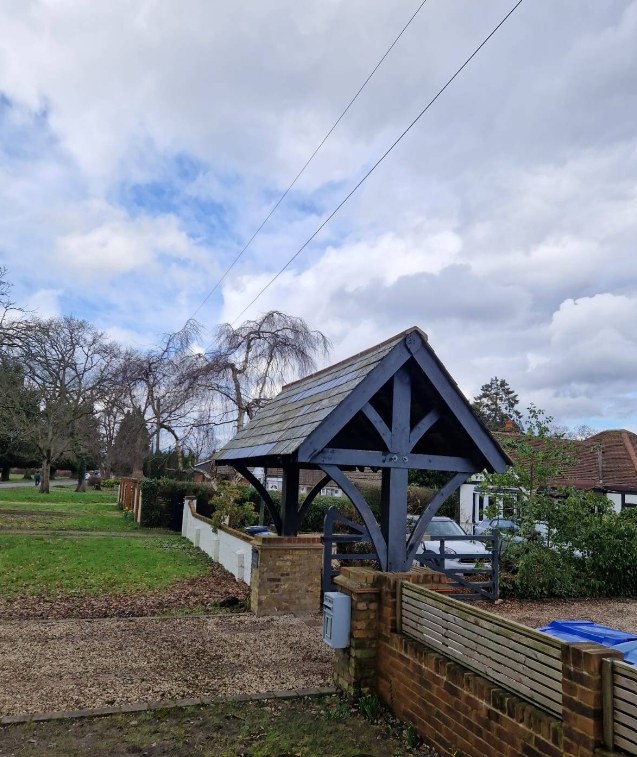 Oak framed porch and exterior timber finished by H Lee & Son Roofing Services